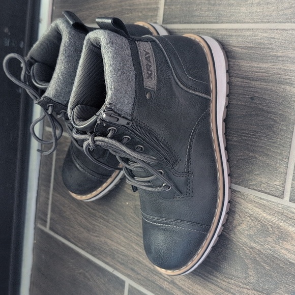 X-ray Boys Findley Combat Boots - Picture 7 of 8